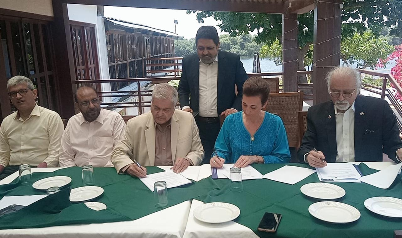 MoU signed with Algoma University & Canadian Pakistan Business Council