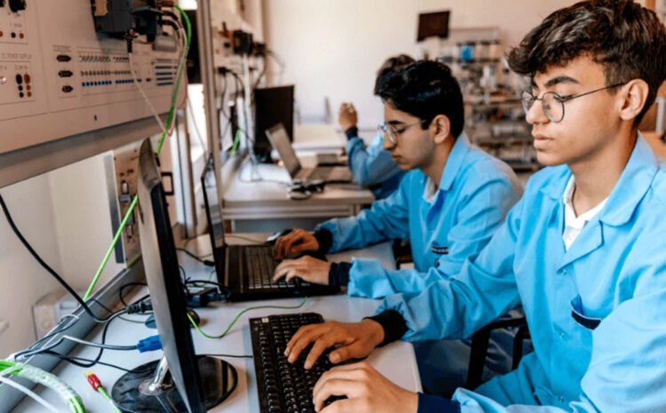  Top Technical Courses After 10th for a future ready career.