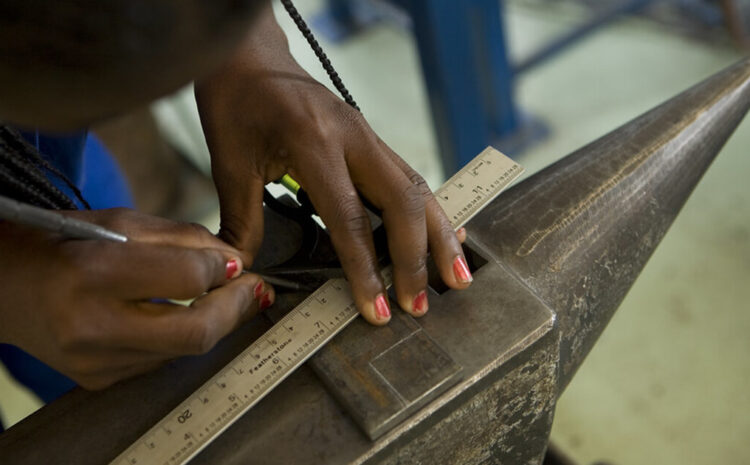  Best Vocational Training Institute Courses for Job Success