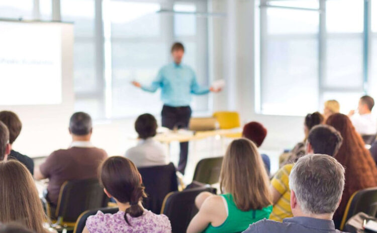  Teacher Training Programs That Empower Educators